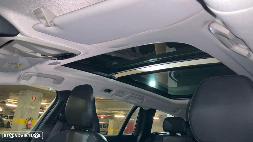 Volvo V60 2.0 T4 Momentum Plus - 9