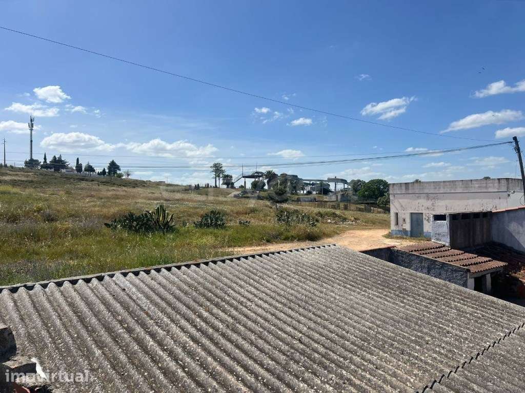 Construa aqui o seu futuro situada em Nossa Senhora das Neves - Beja - Grande imagem: 5/18