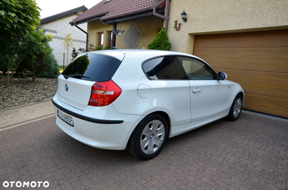 BMW Seria 1 116i - 4