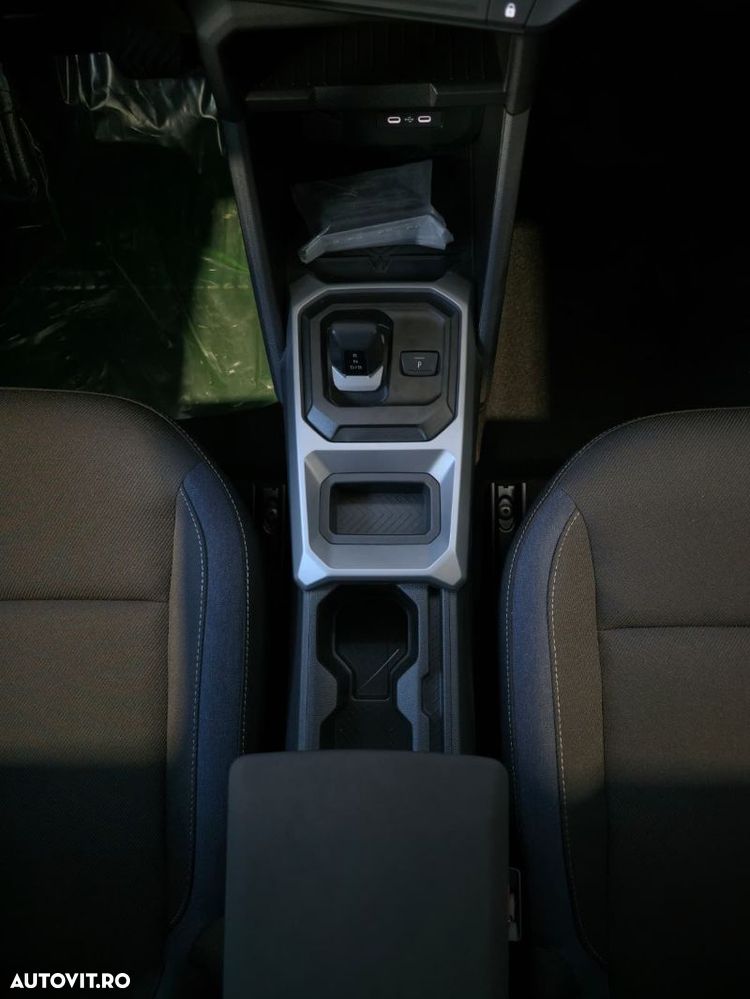 Dacia Duster HEV 140 Journey - 16