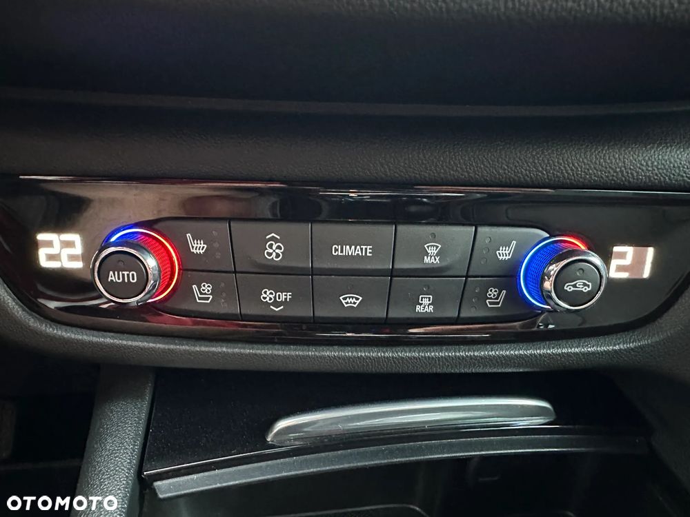 Opel Insignia Grand Sport 2.0 Diesel Exclusive - 31