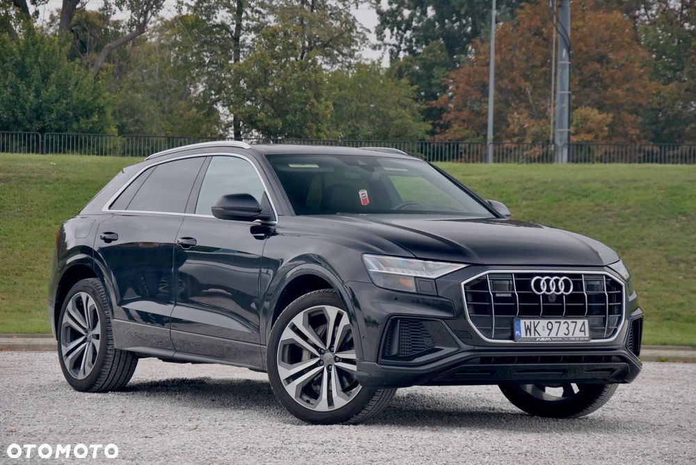 Audi Q8 55 TFSI quattro tiptronic - 4