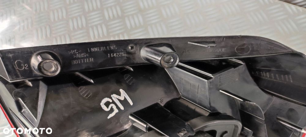 8200474328 A lampa lewy lewa tylna tył RENAULT GRAND SCENIC II 2 LIFT EURO - 7