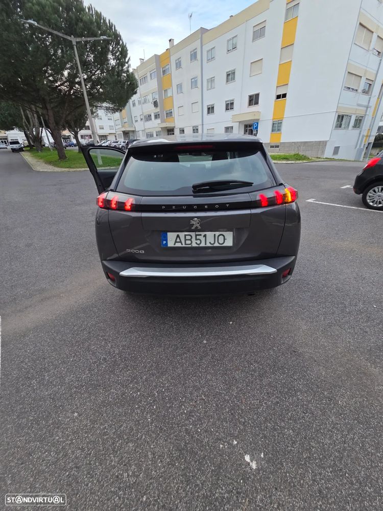 Peugeot 2008 1.2 PureTech Allure Pack - 6