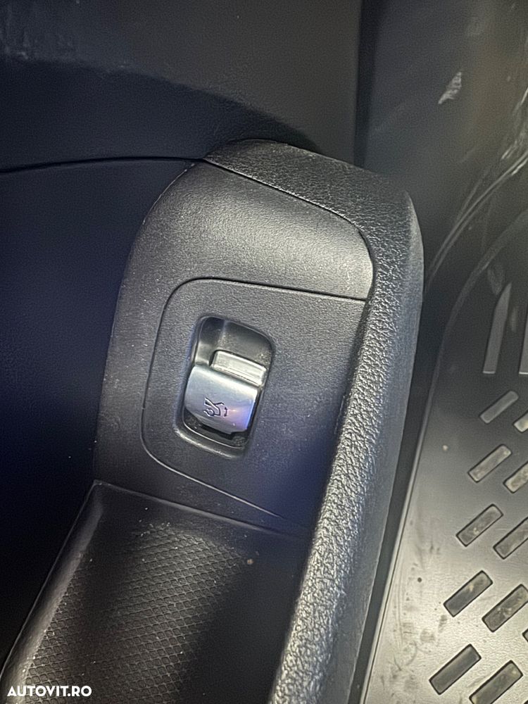 Mercedes-Benz EQE - 13