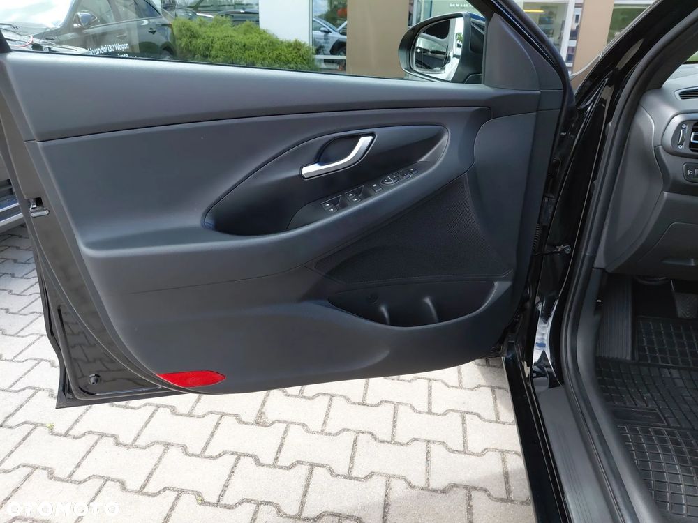 Hyundai i30 1.5 T-GDI 48V Smart - 10
