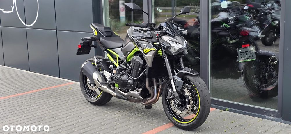 Kawasaki Z 900 - 6