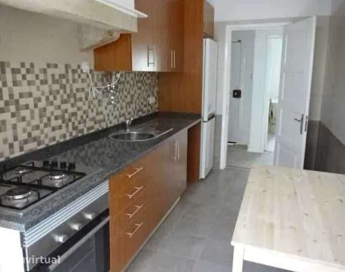 T2 perto Paiva Couceiro vende - Grande imagem: 5/6