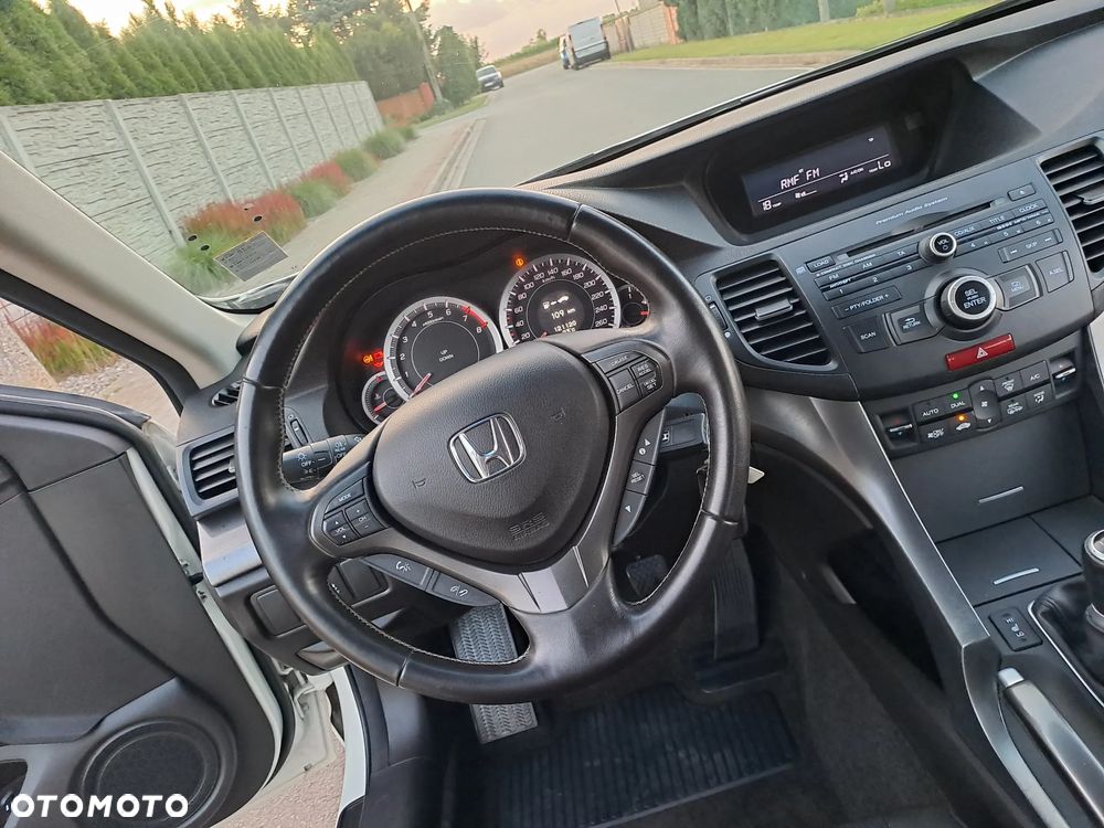 Honda Accord 2.0 50 Jahre Edition - 36
