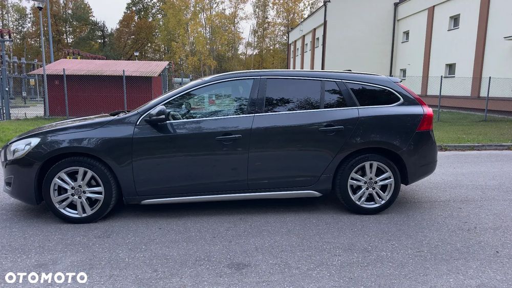 Volvo V60 D3 Momentum - 13