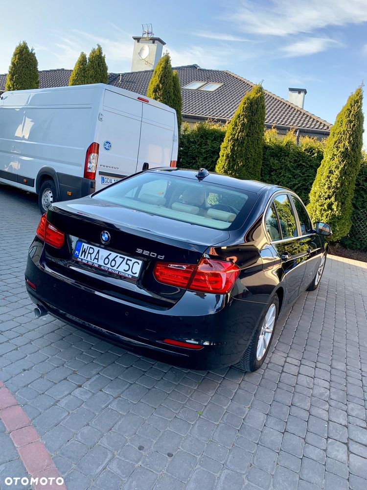 BMW Seria 3 320d Efficient Dynamics - 3
