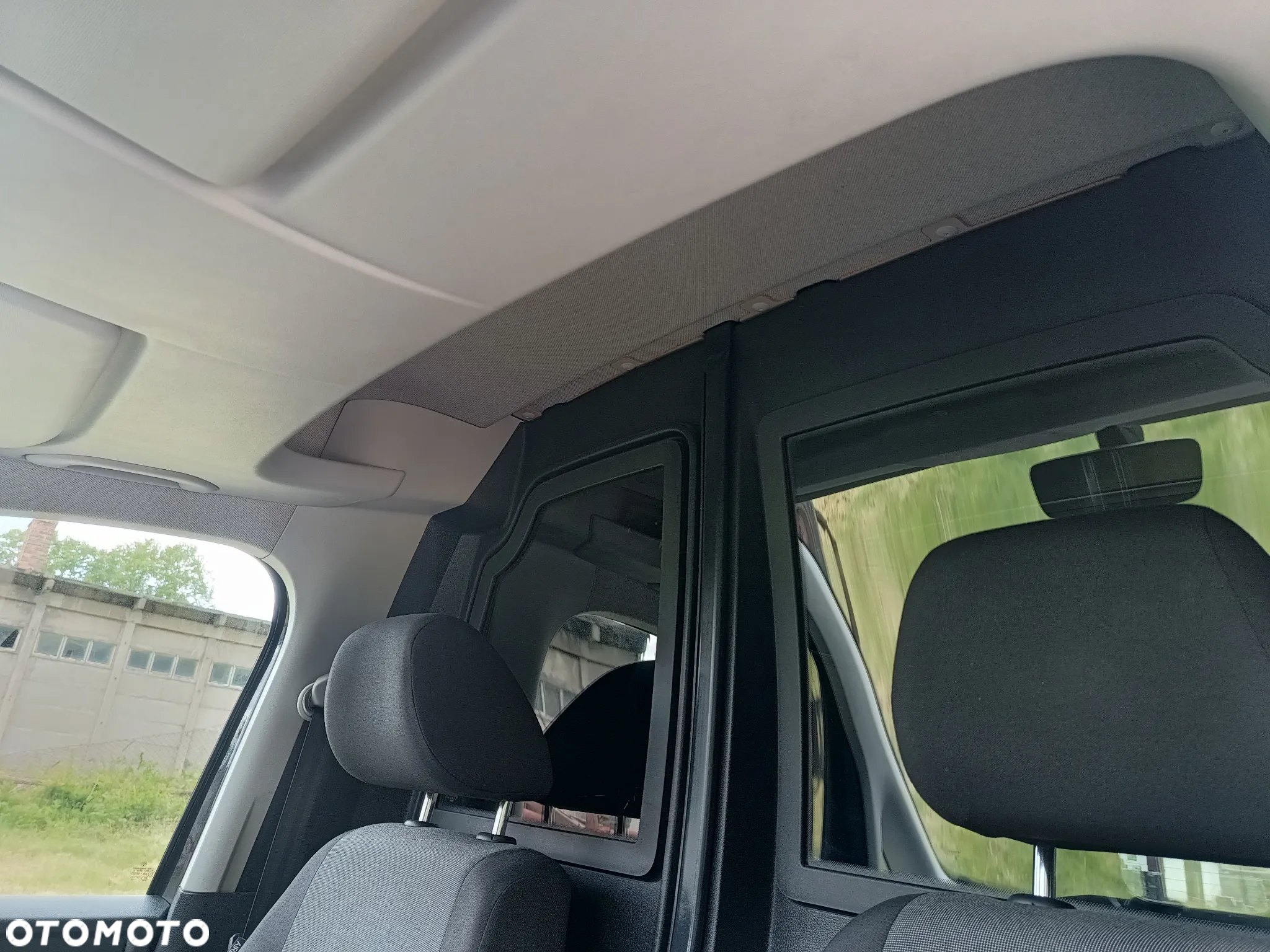 Volkswagen Caddy 2.0 TDI LONG MAXI, automat 2017 rok - 32