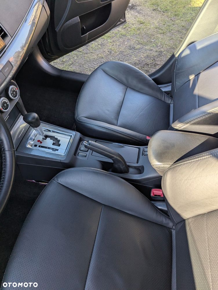 Mitsubishi Lancer - 16