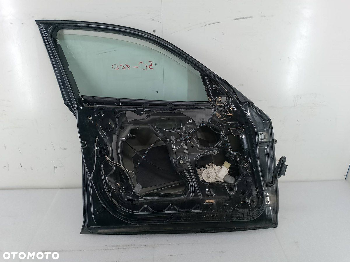DRZWI LEWY PRZÓD BMW SERIA I E87 2.0 DIESEL HATCHBACK 668 - 8