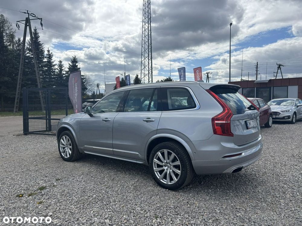 Volvo XC 90 - 8
