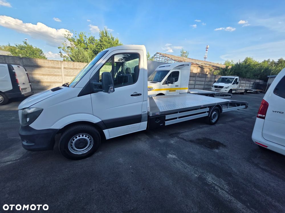 Mercedes-Benz Sprinter - 29