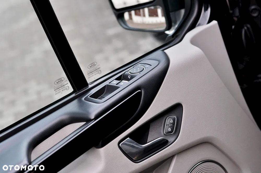 Ford Tourneo Custom 2.0 TDCi L2 Titanium SelectShift - 12