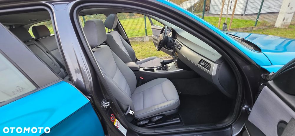 BMW Seria 3 - 19