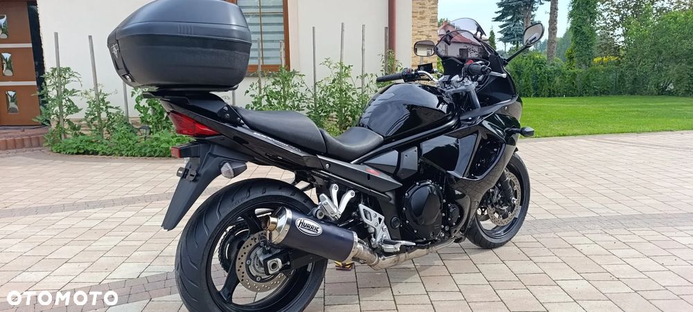 Suzuki GSX - 7