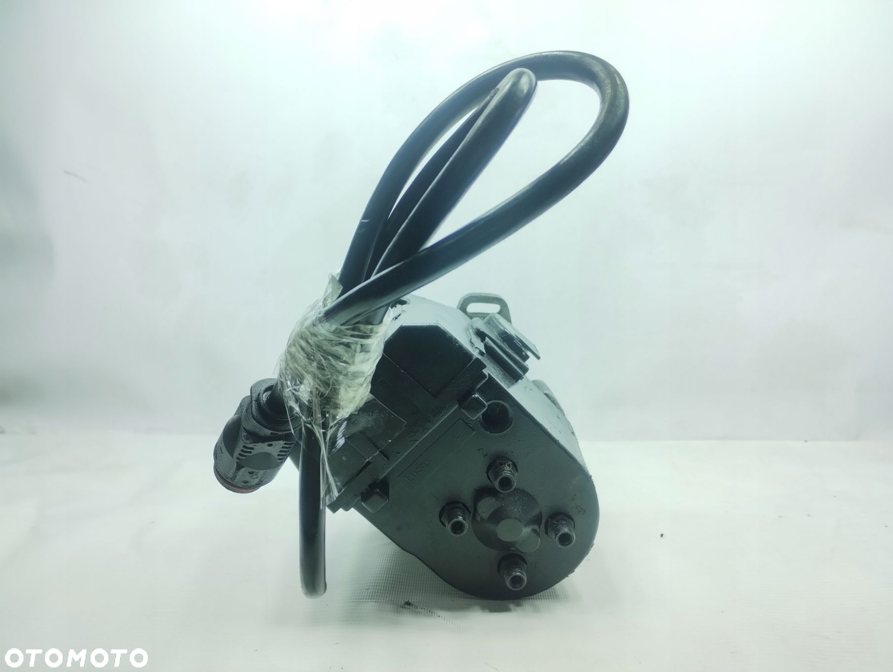 Mercedes W210 2.5 Pompa Wtryskowa 6040700101 - 5