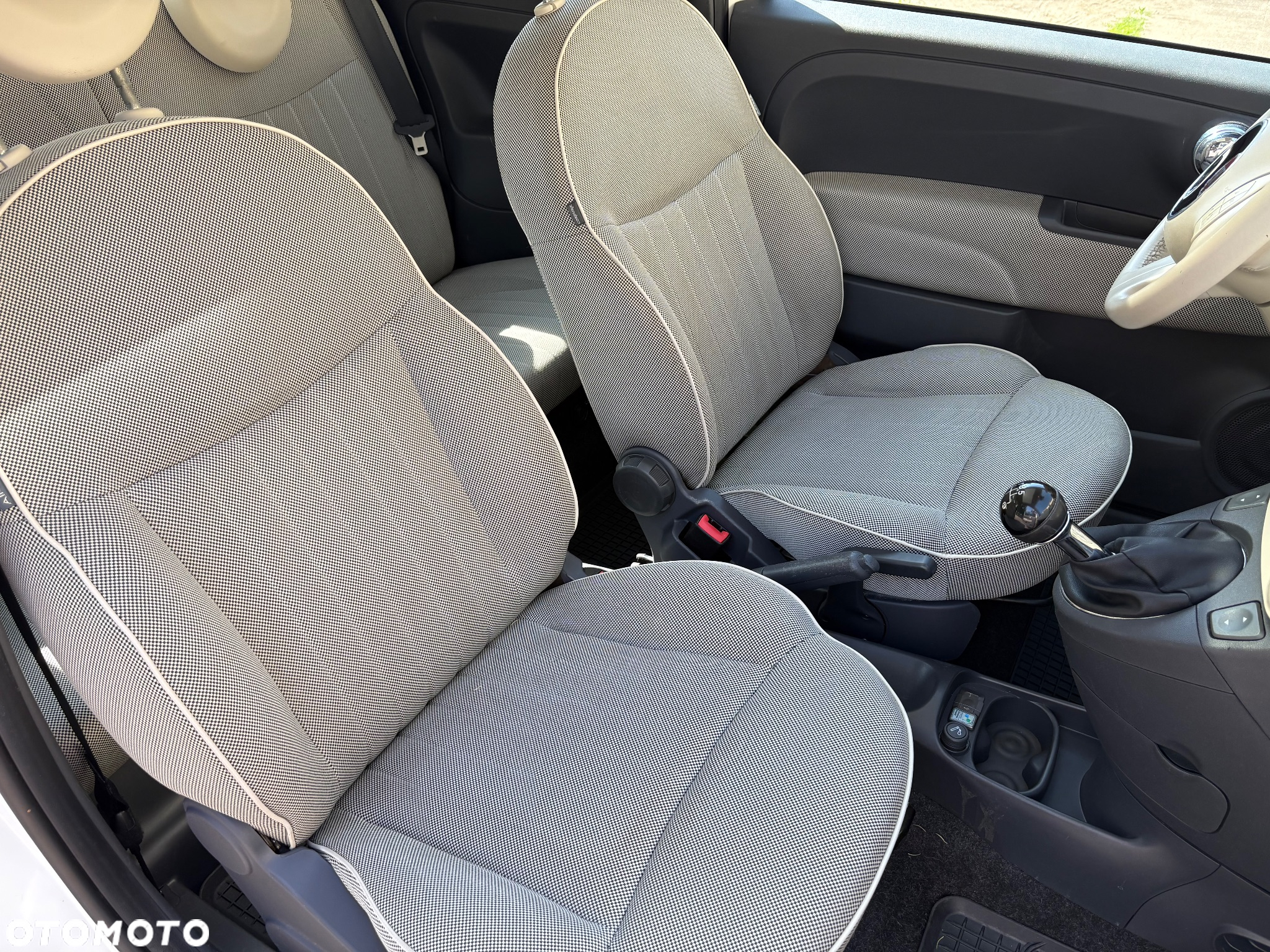 Fiat 500 1.2 8V Lounge - 8