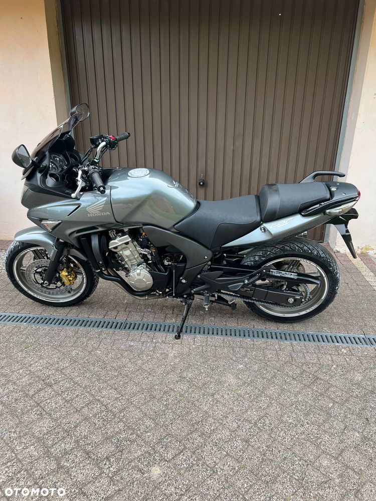 Honda CBF - 21