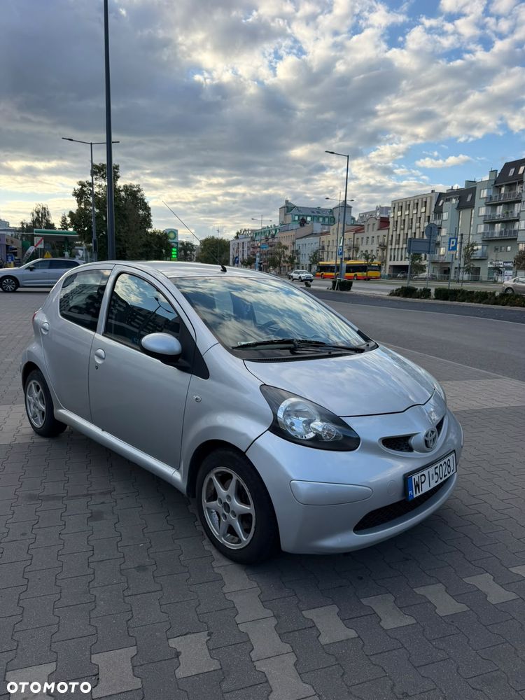 Toyota Aygo 1.0 VVT-i Sol - 2