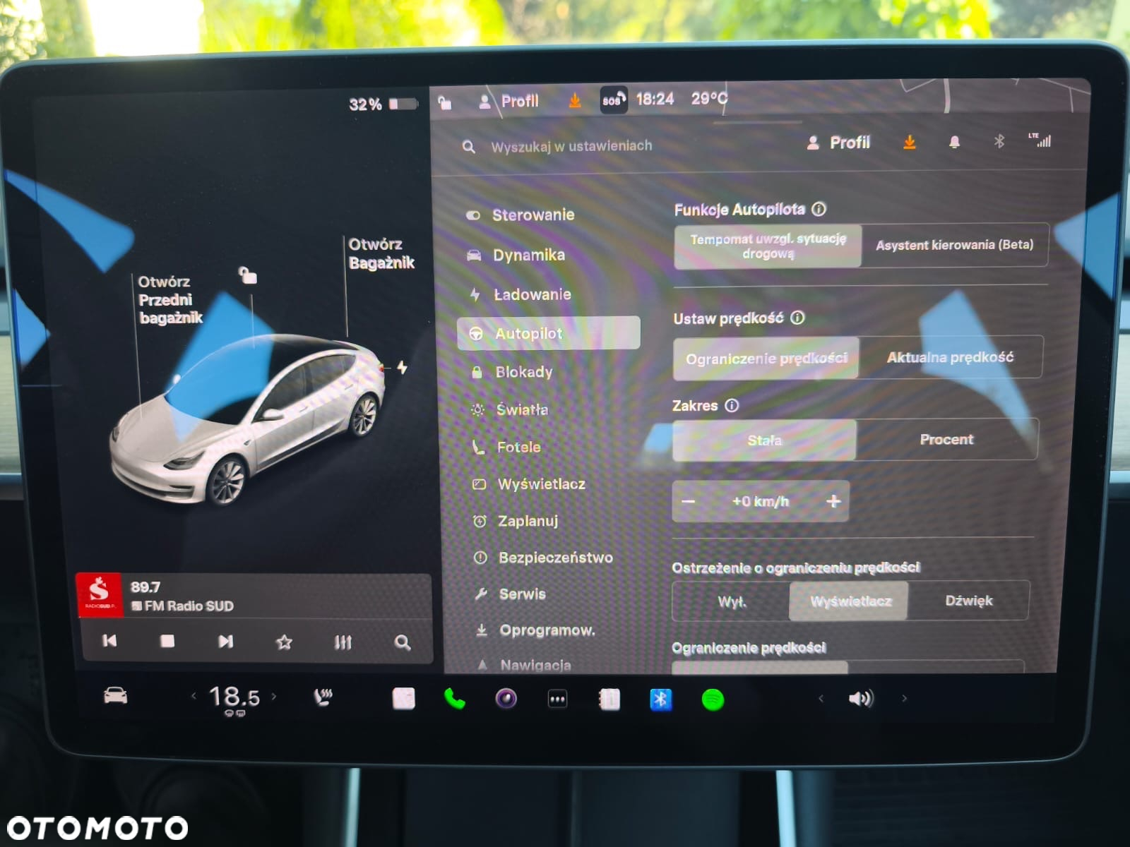 Tesla Model 3 Standard Reichweite Plus Hinterradantrieb - 34