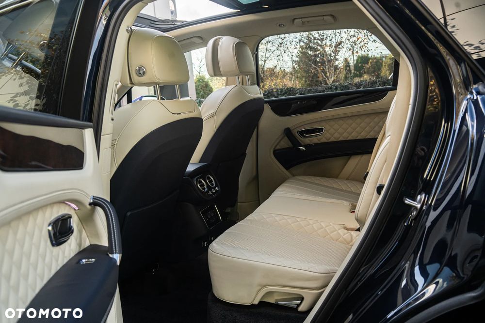 Bentley Bentayga W12 - 30