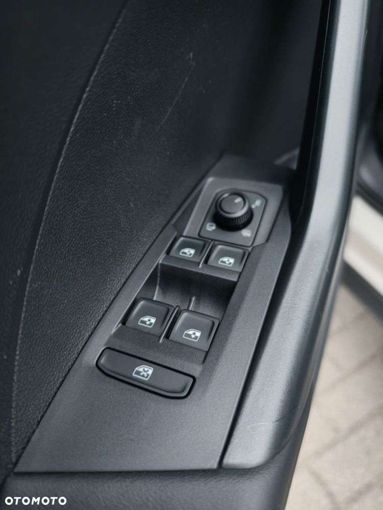 Volkswagen T-Cross - 27