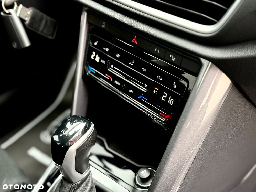 Volkswagen T-Roc 1.5 TSI Life Plus DSG - 40