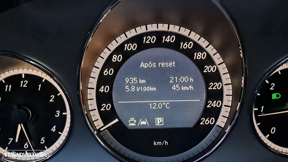 Mercedes-Benz E 250 CDI DPF BlueEFFICIENCY Avantgarde - 5