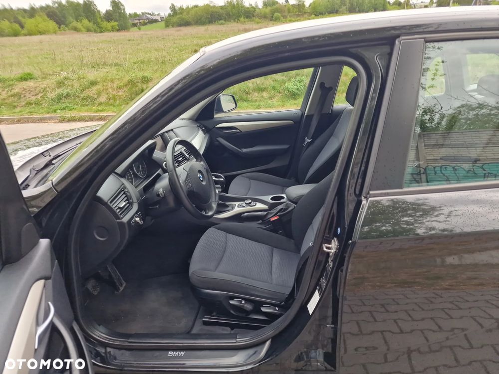 BMW X1 sDrive18d xLine - 8
