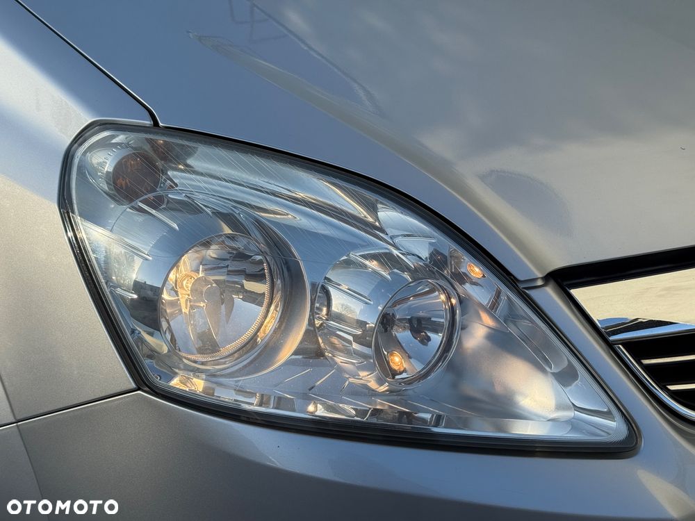 Opel Zafira 1.6 16V Comfort - 11