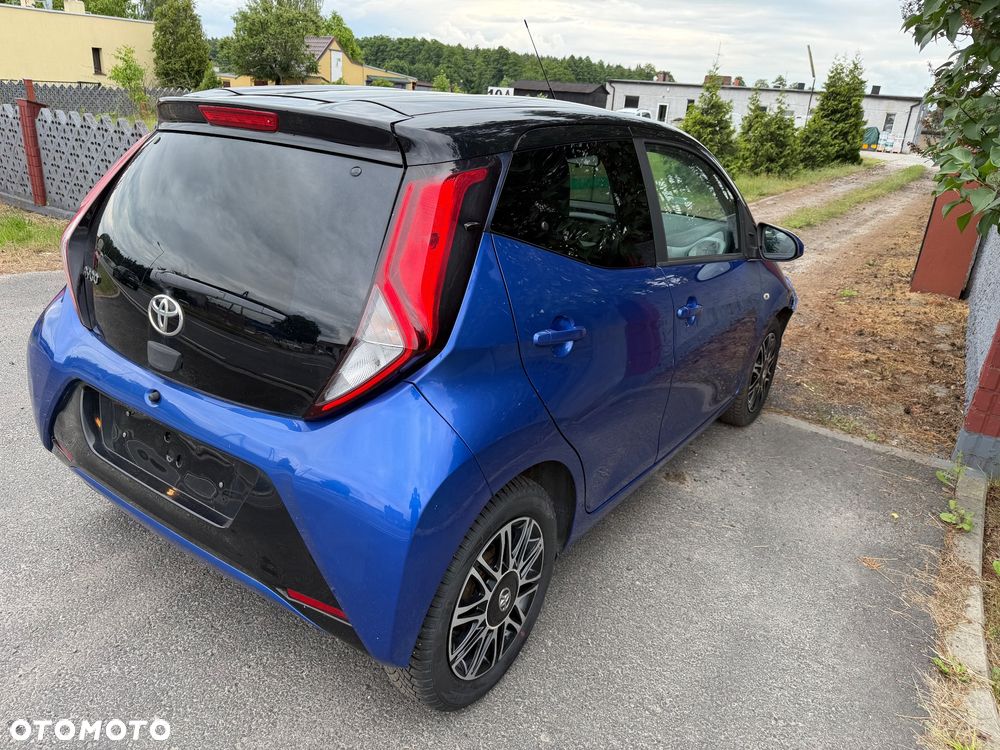 Toyota Aygo x-clusive Style Selection - 9