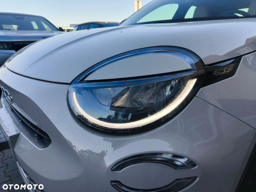 Fiat 600 1.2 Turbo Pop eDCT - 2