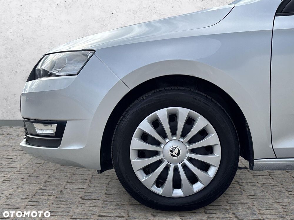 Skoda RAPID 1.0 TSI Ambition - 33