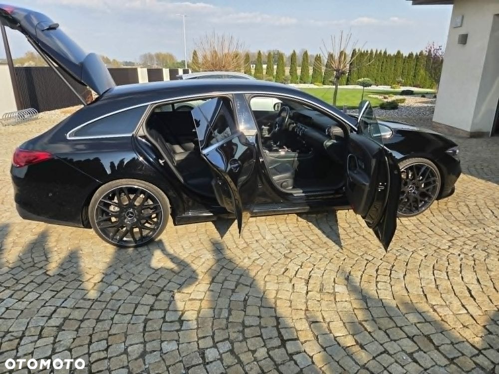 Mercedes-Benz CLA 200 d 8G-DCT AMG Line - 4