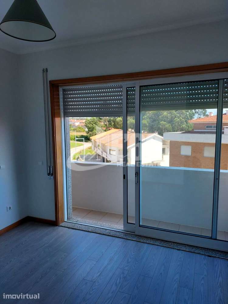 Apartamento T3 para Arrendamento | - Grande imagem: 2/25