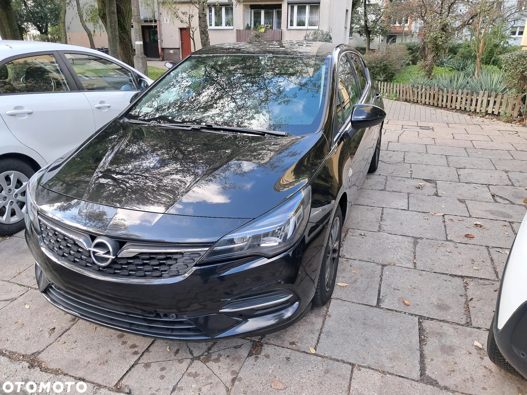 Opel Astra 1.2 Turbo Business Elegance - 3