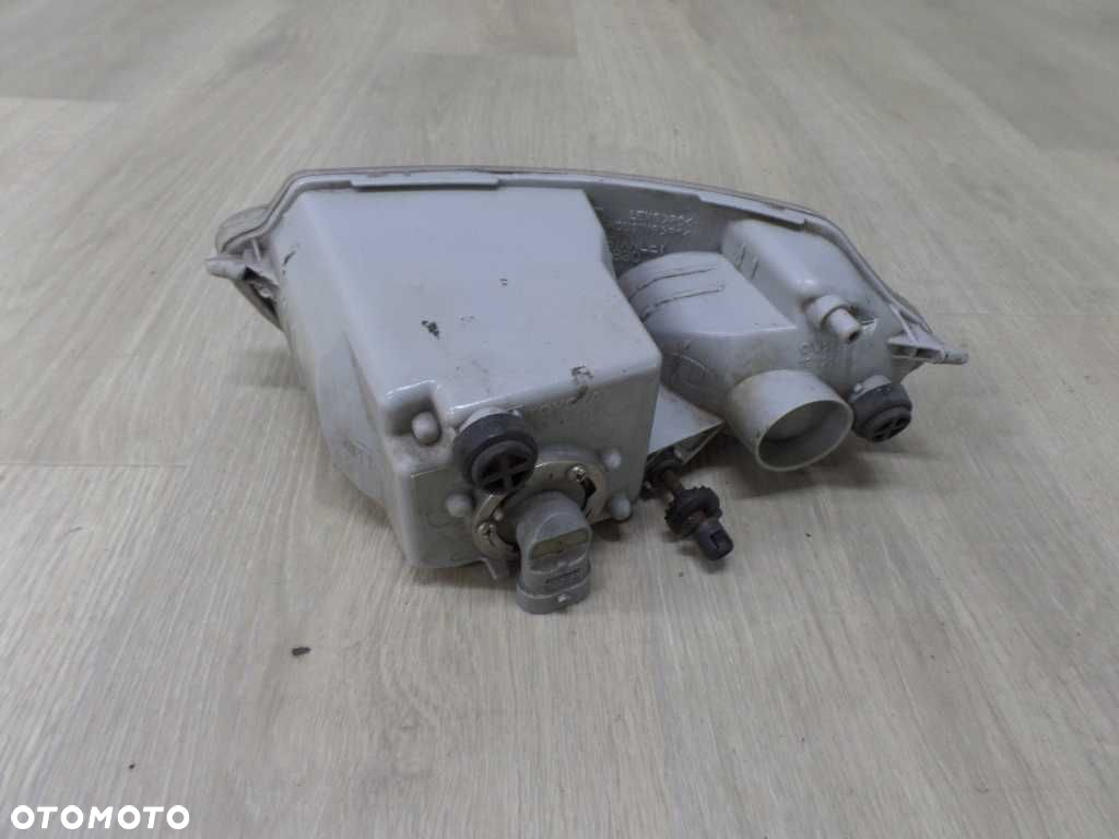 LEXUS LS LS430 HALOGEN PRZOD PRAWY - 4