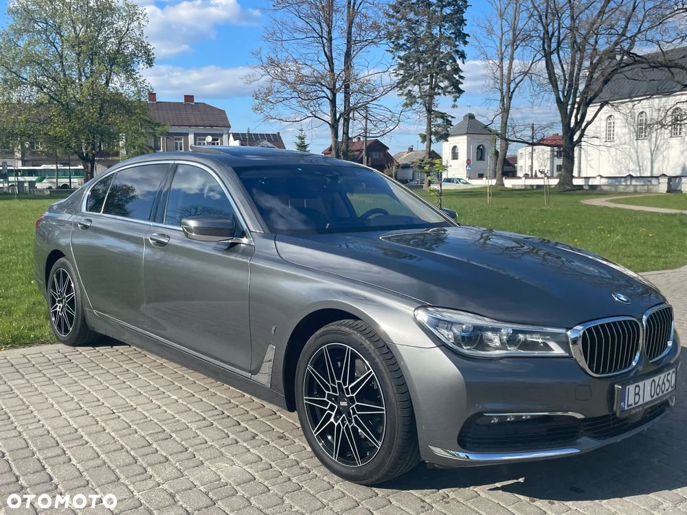 BMW Seria 7 740Le iPerformance - 2