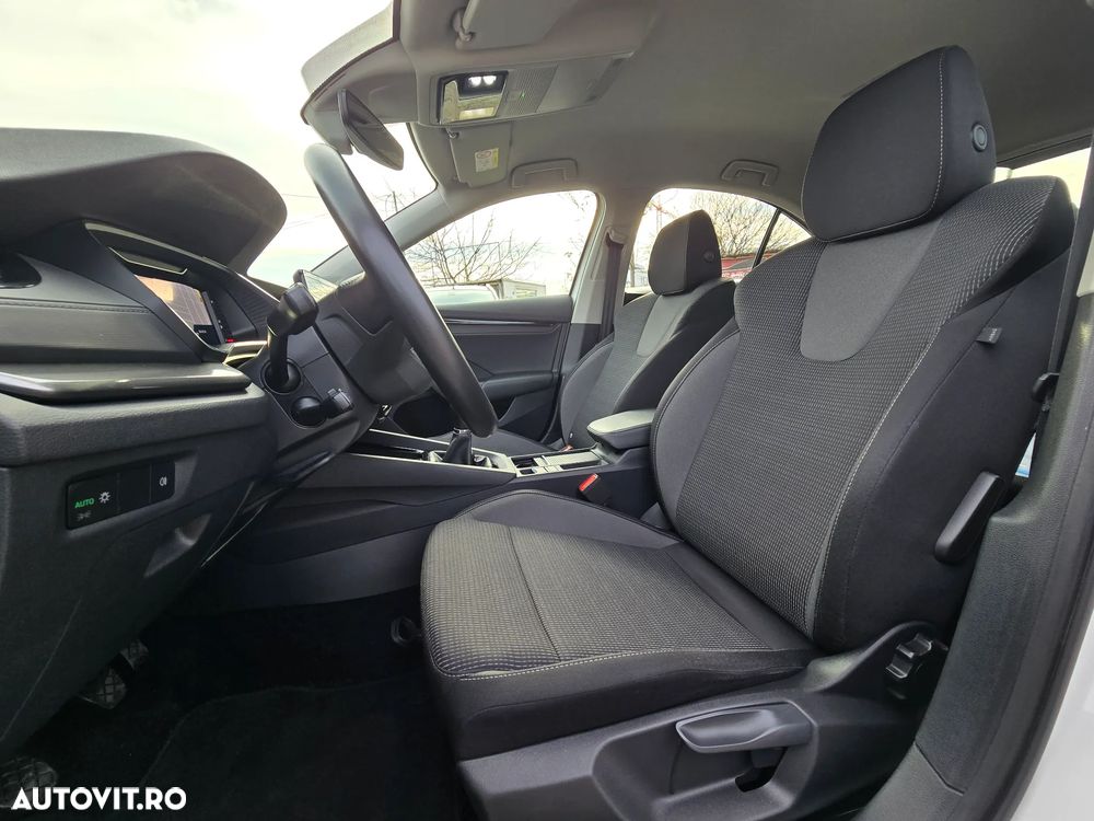 Skoda Octavia 2.0 TDI Selection - 8