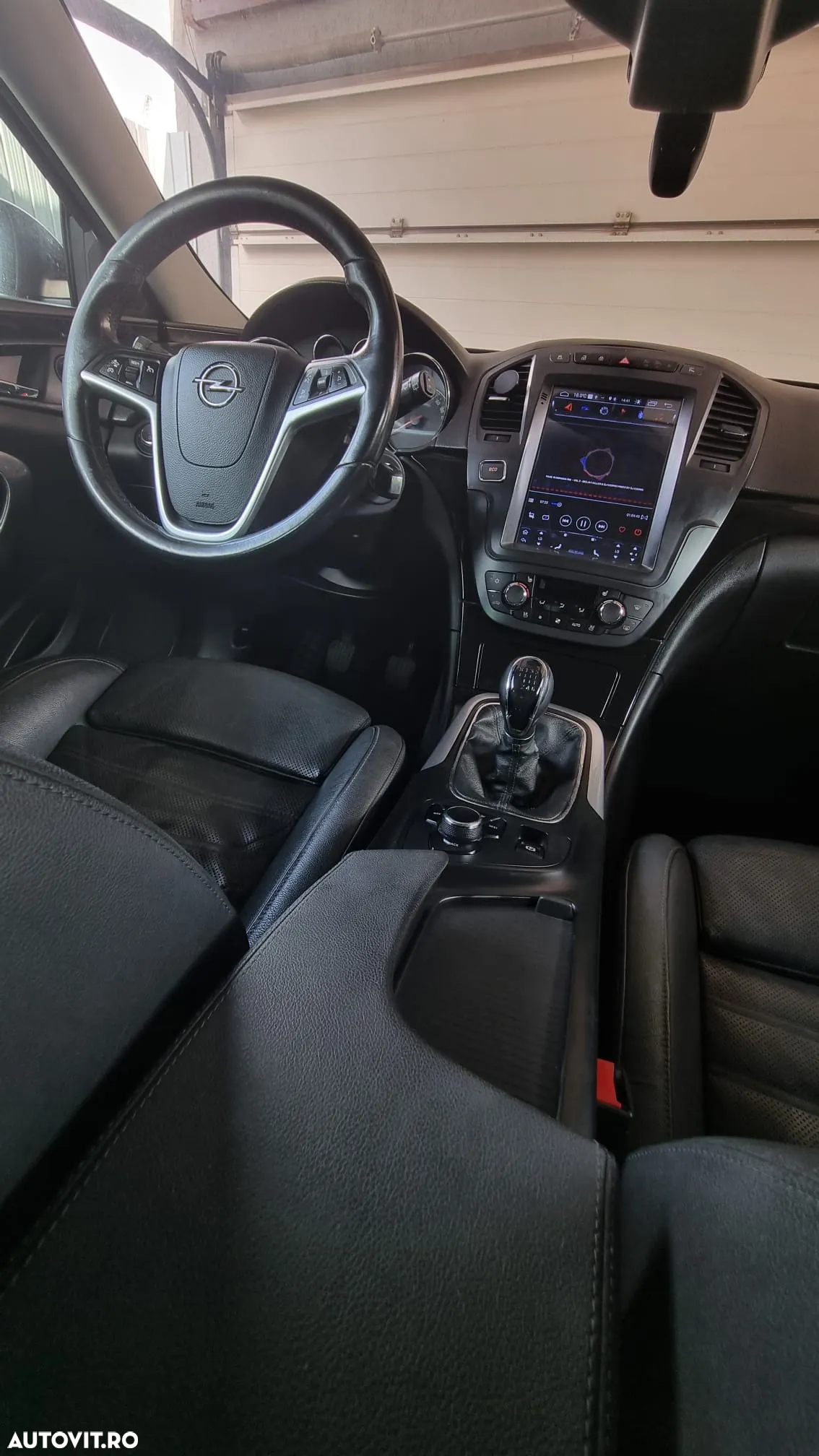 Opel Insignia - 11