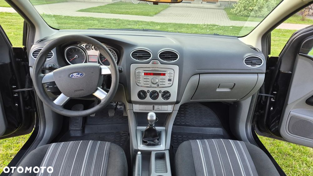 Ford Focus - 16
