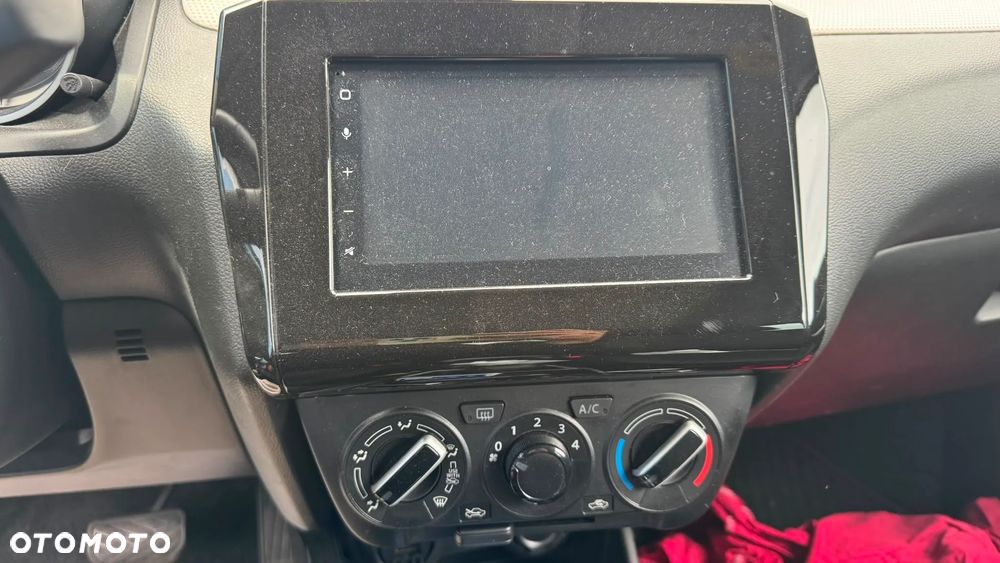Suzuki Swift 1.2 Dualjet SHVS Premium CVT - 15