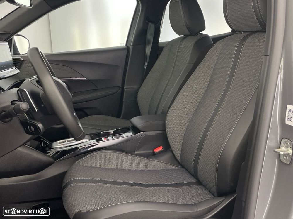 Peugeot 2008 1.2 Hybrid Allure e-DCS6 - 18