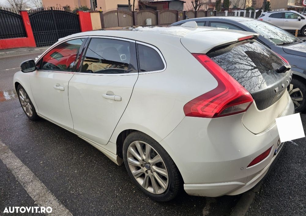 Volvo V40 D2 - 5