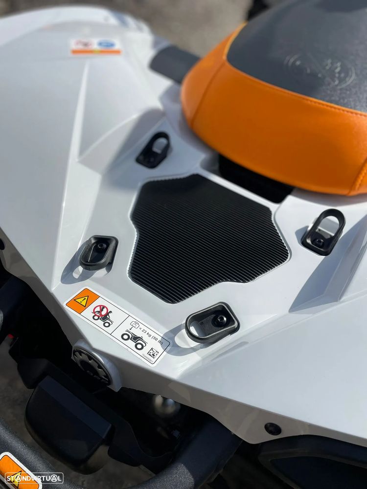 Can-Am Renegade X XC 1000 - 21