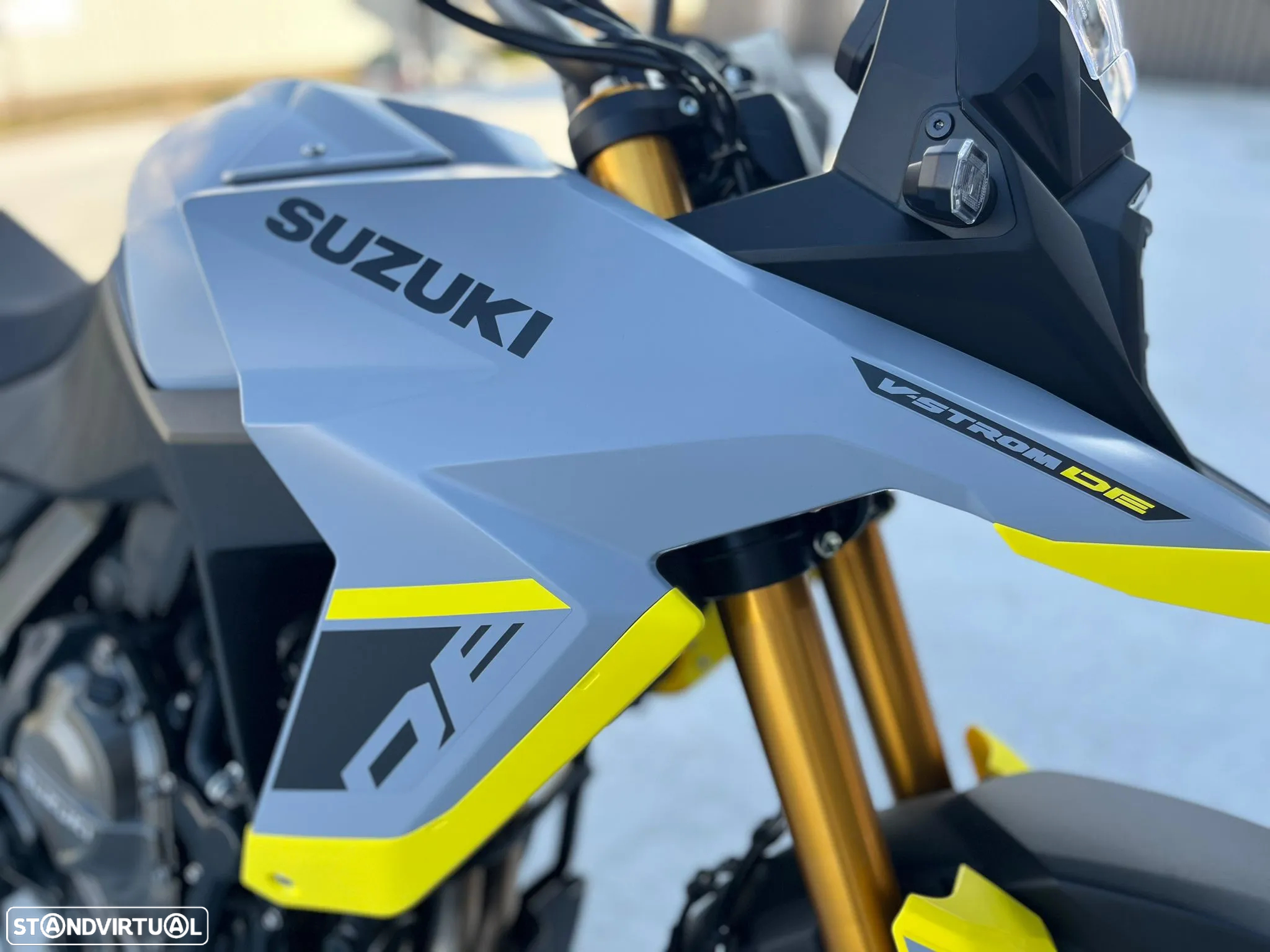 Suzuki V Strom 800 DE - 6